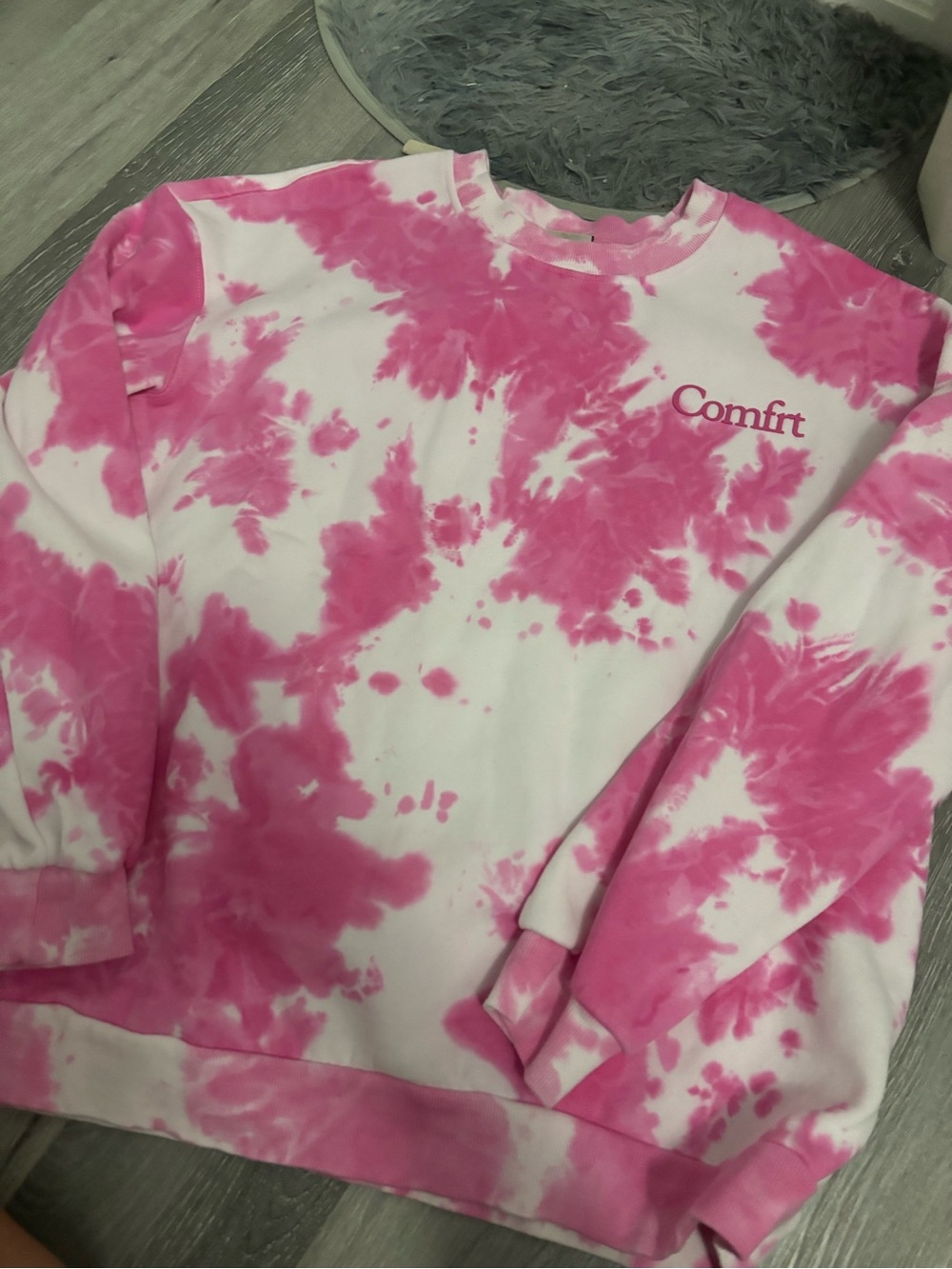 Comfrt Pink & White Tie-Dye Crewneck Sweatshirt